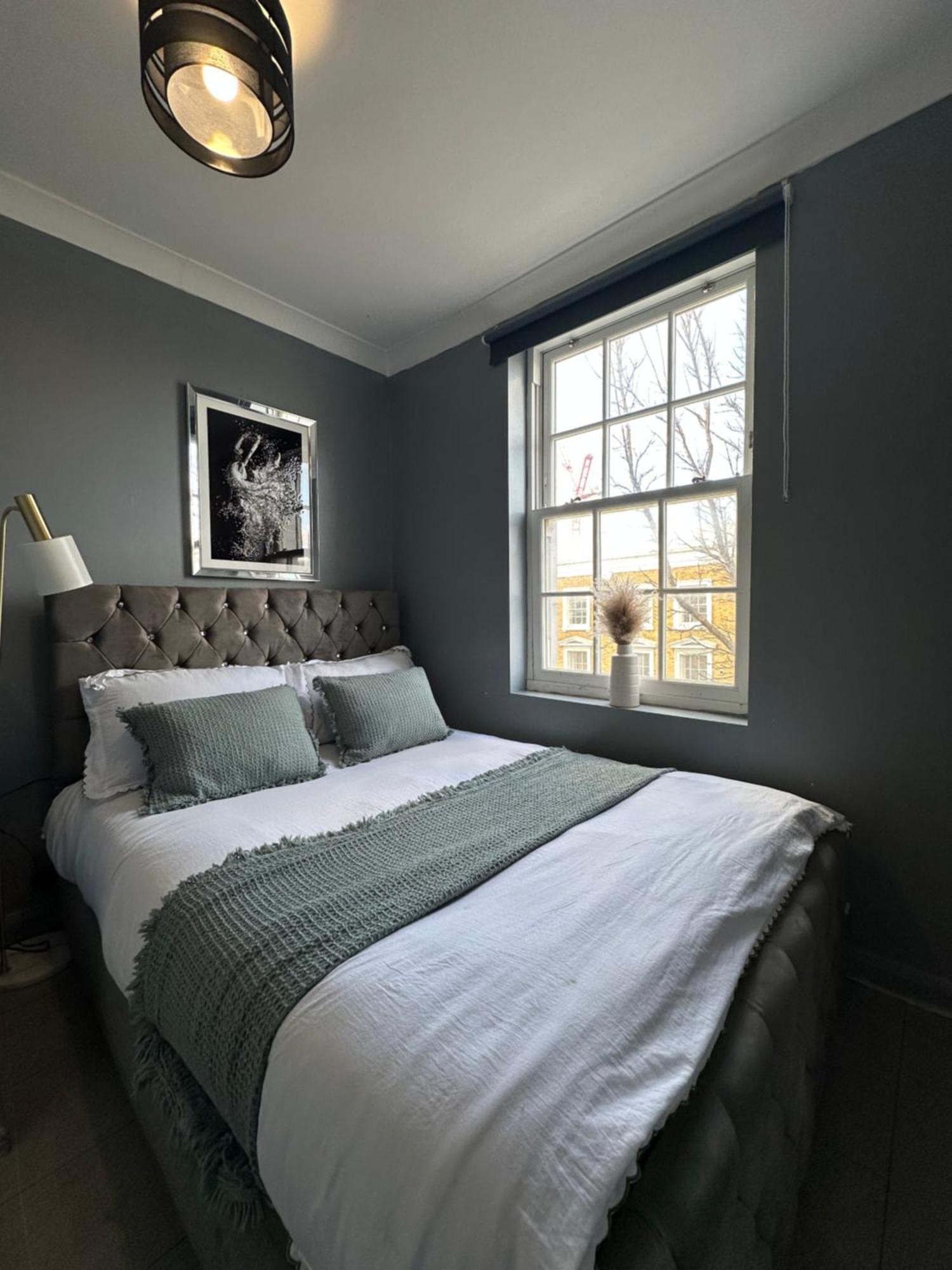 "Bright & Spacious" 3 Bedroom Flat By Kings Cross, St Pancras Station!!!!64 Londres Extérieur photo