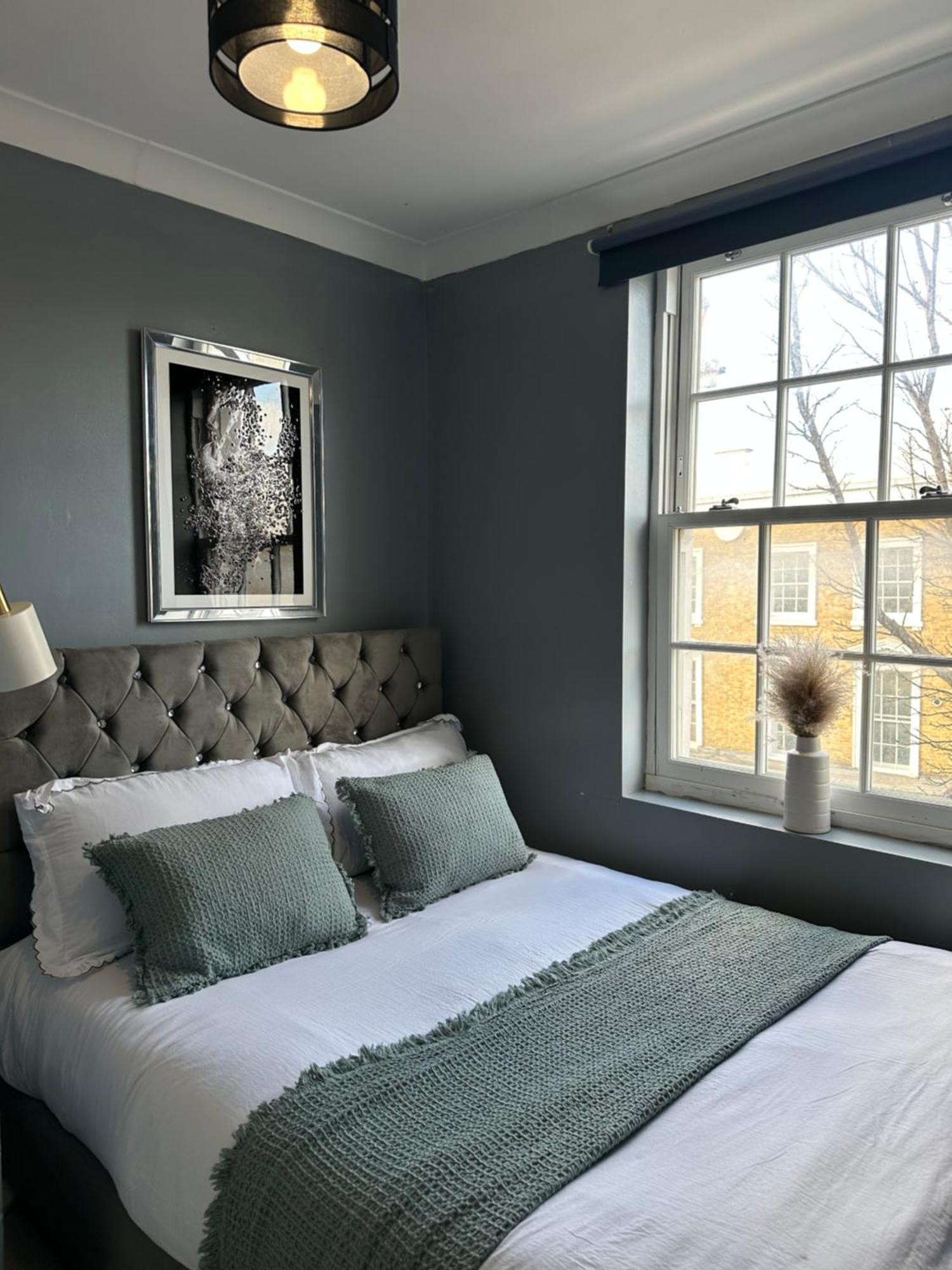 "Bright & Spacious" 3 Bedroom Flat By Kings Cross, St Pancras Station!!!!64 Londres Extérieur photo
