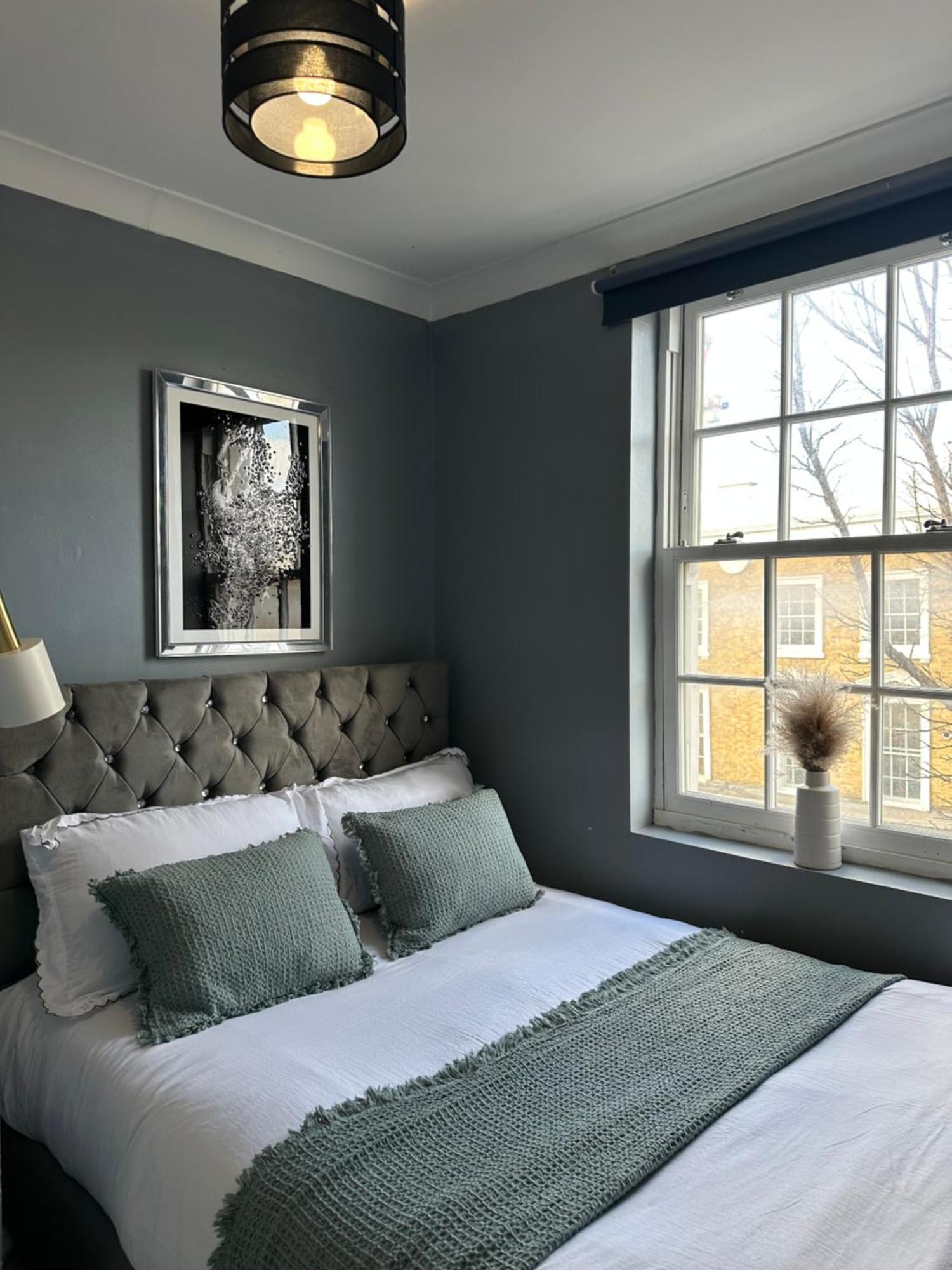 "Bright & Spacious" 3 Bedroom Flat By Kings Cross, St Pancras Station!!!!64 Londres Extérieur photo